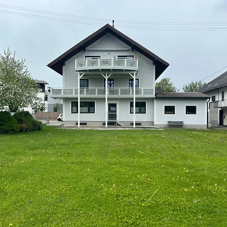Apartment Attergautraum 2 Sankt Georgen im Attergau Esterno foto