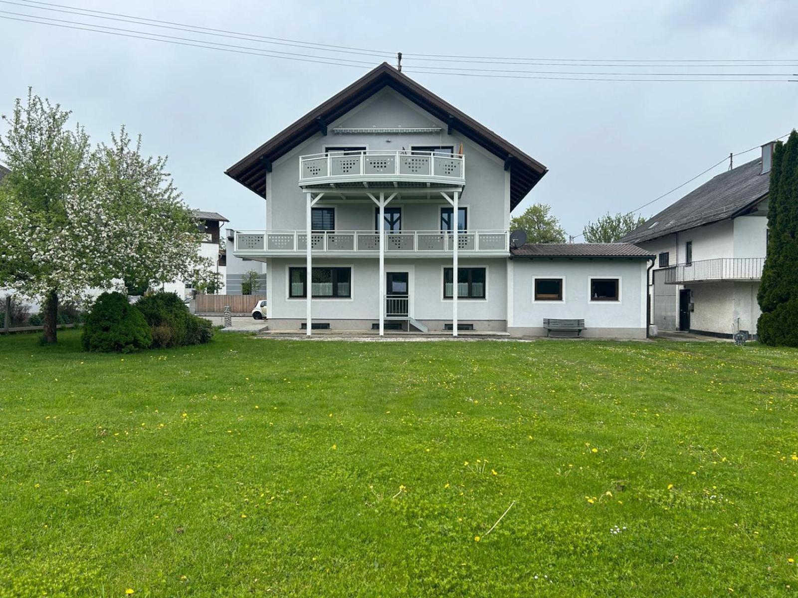 Apartment Attergautraum 2 *